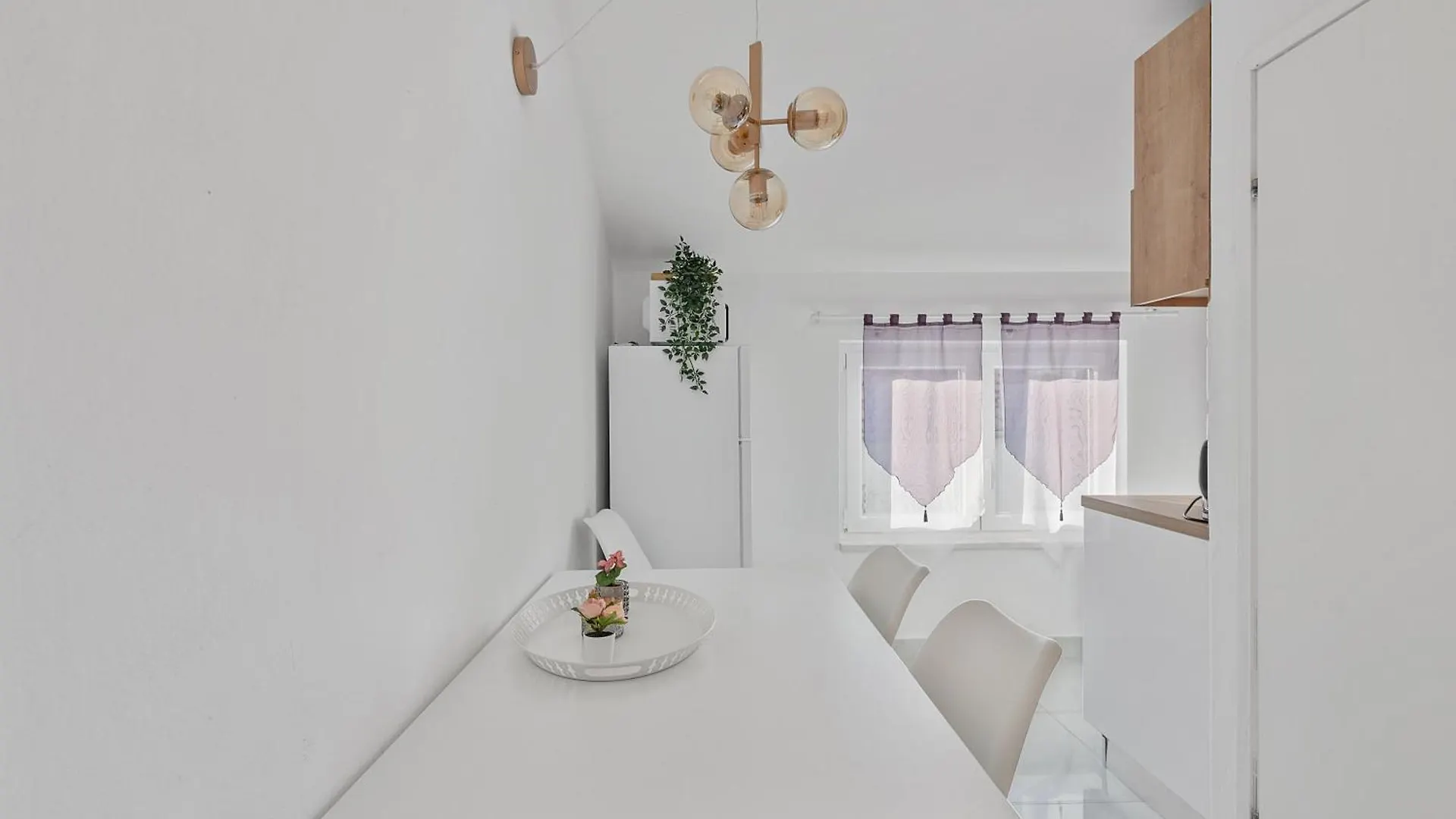 Apartments Petrina スベティ・フィリップ・イ・ヤコブ