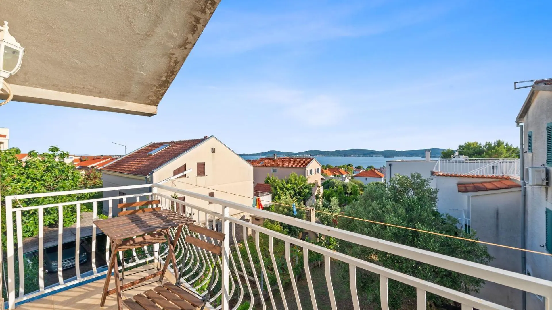 Apartments Petrina Sveti Filip i Jakov
