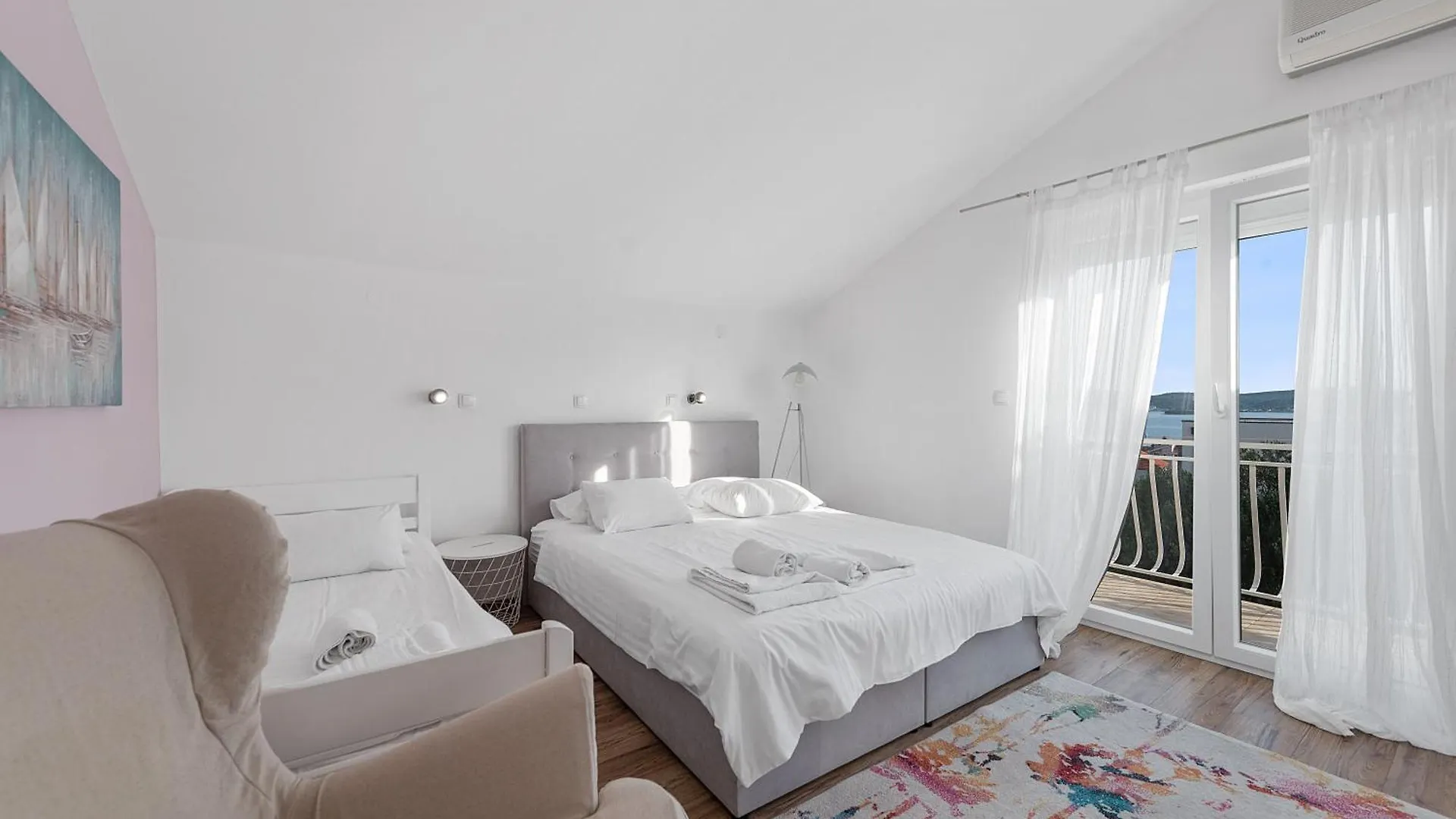 Apartments Petrina Sveti Filip i Jakov