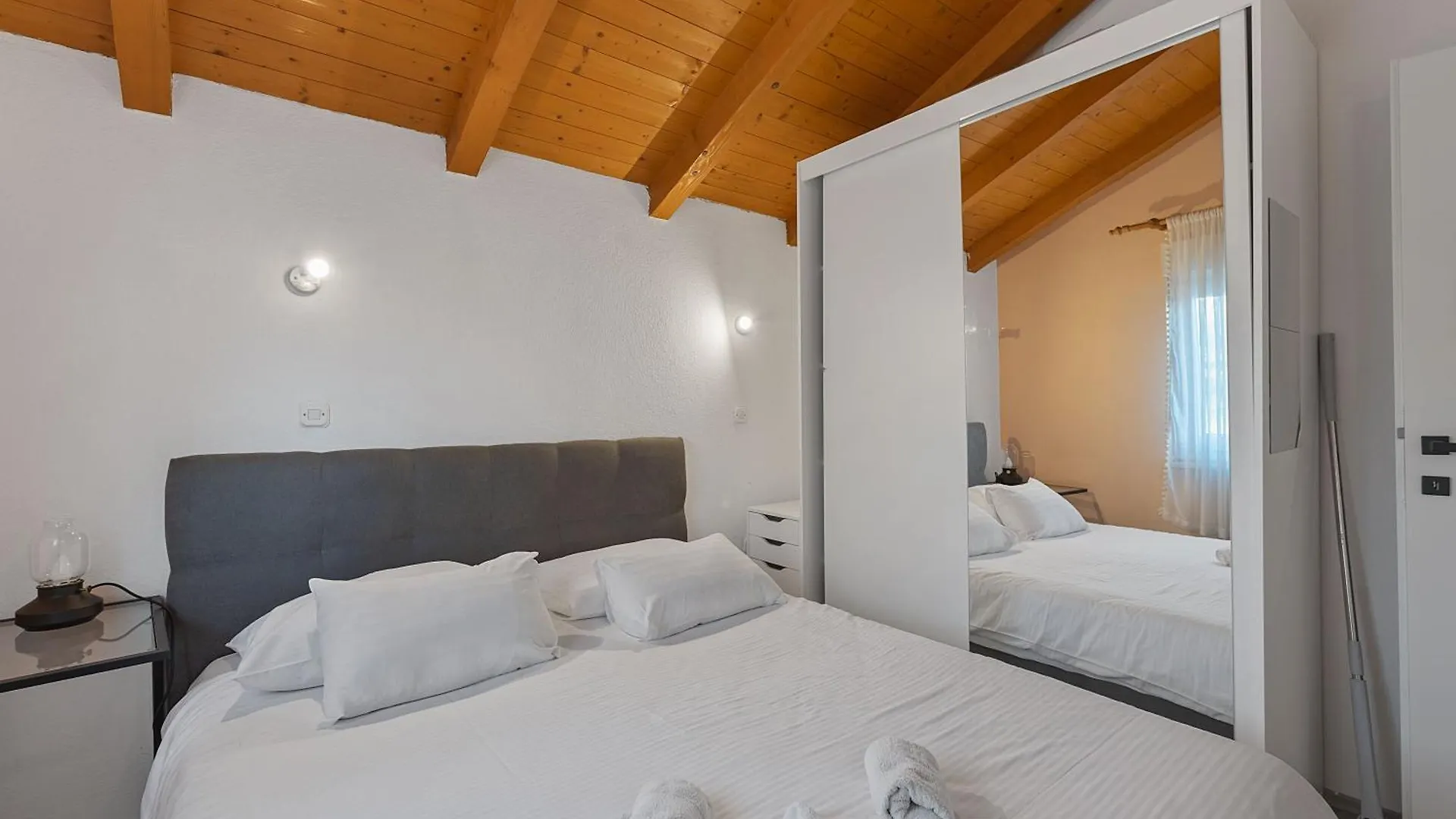 Apartments Petrina Sveti Filip i Jakov Kroatien